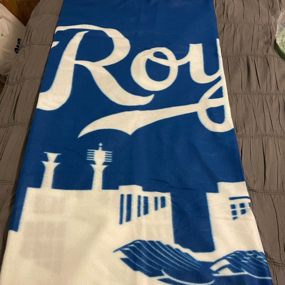 Royals fleece blanket
